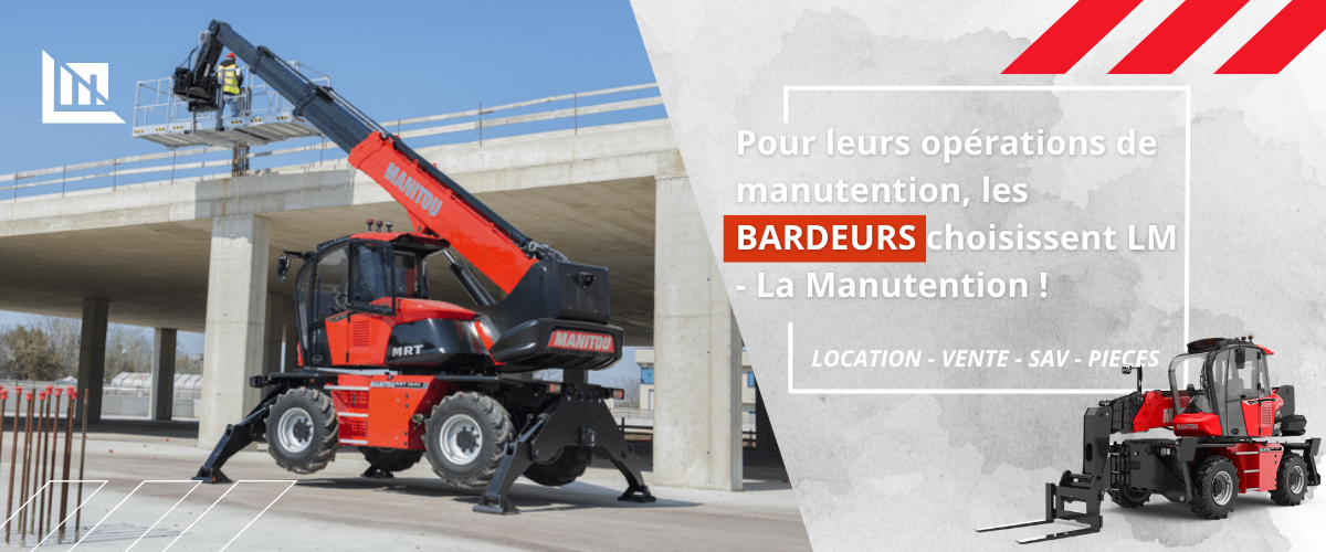 Télescopique rotatif Manitou MRT 1845 sur chantier bardage